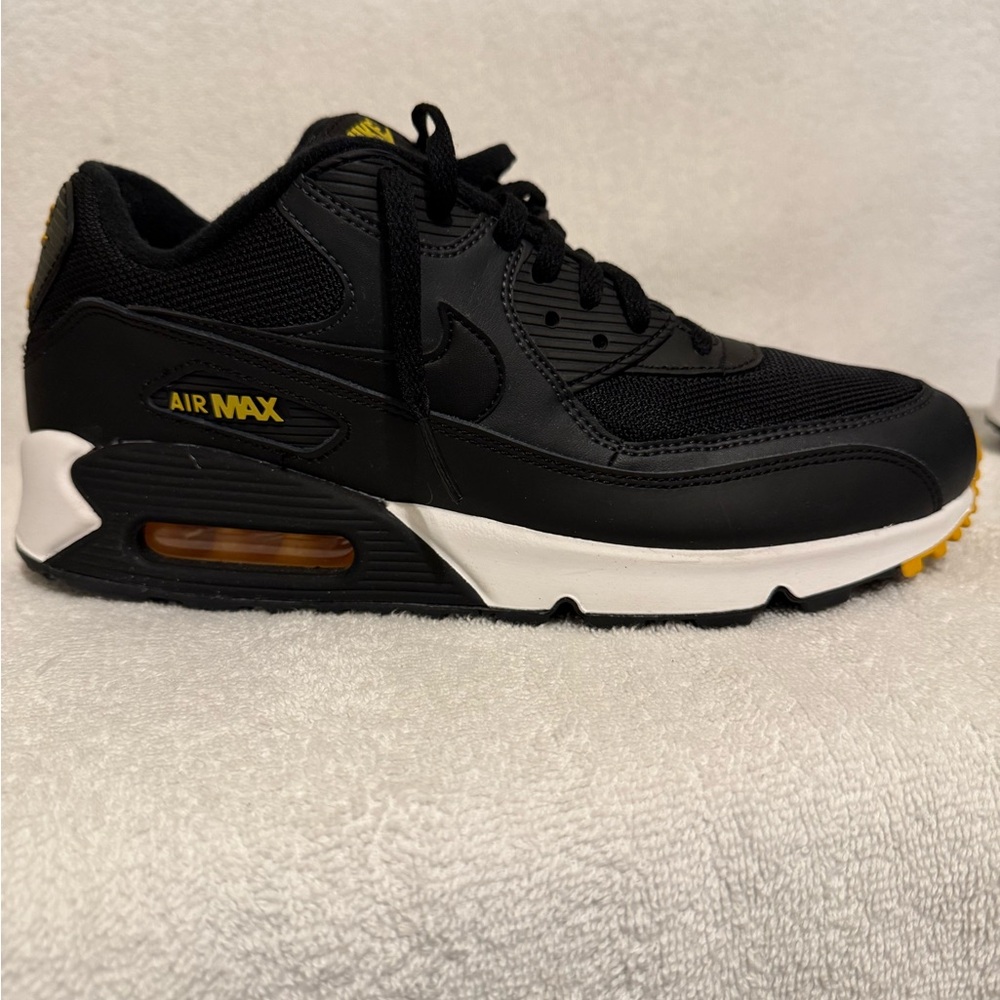 Nike Air Max 90 Essential Men's Black/Yellow/White Sneakers Excellent Condition